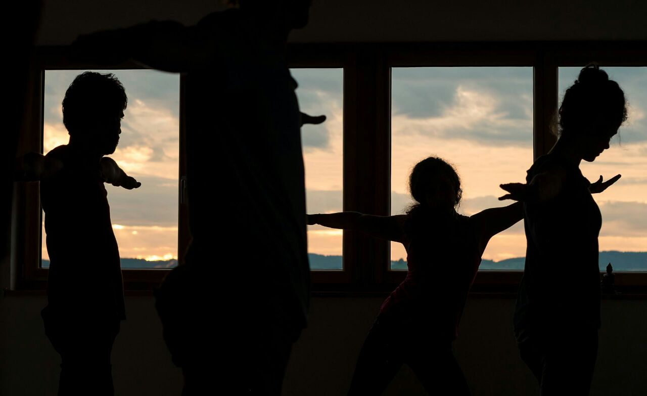 Yogakurs in der Gruppe. Live Workshop in Kempten und Ravensburg.